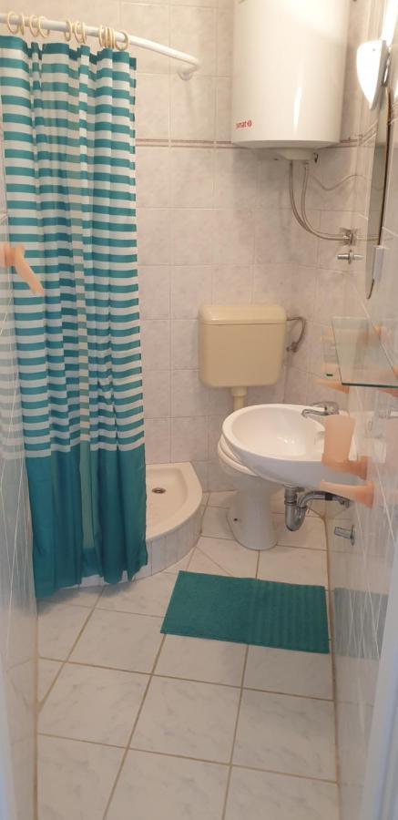Roses Apartment Brac Sutivan Exterior foto